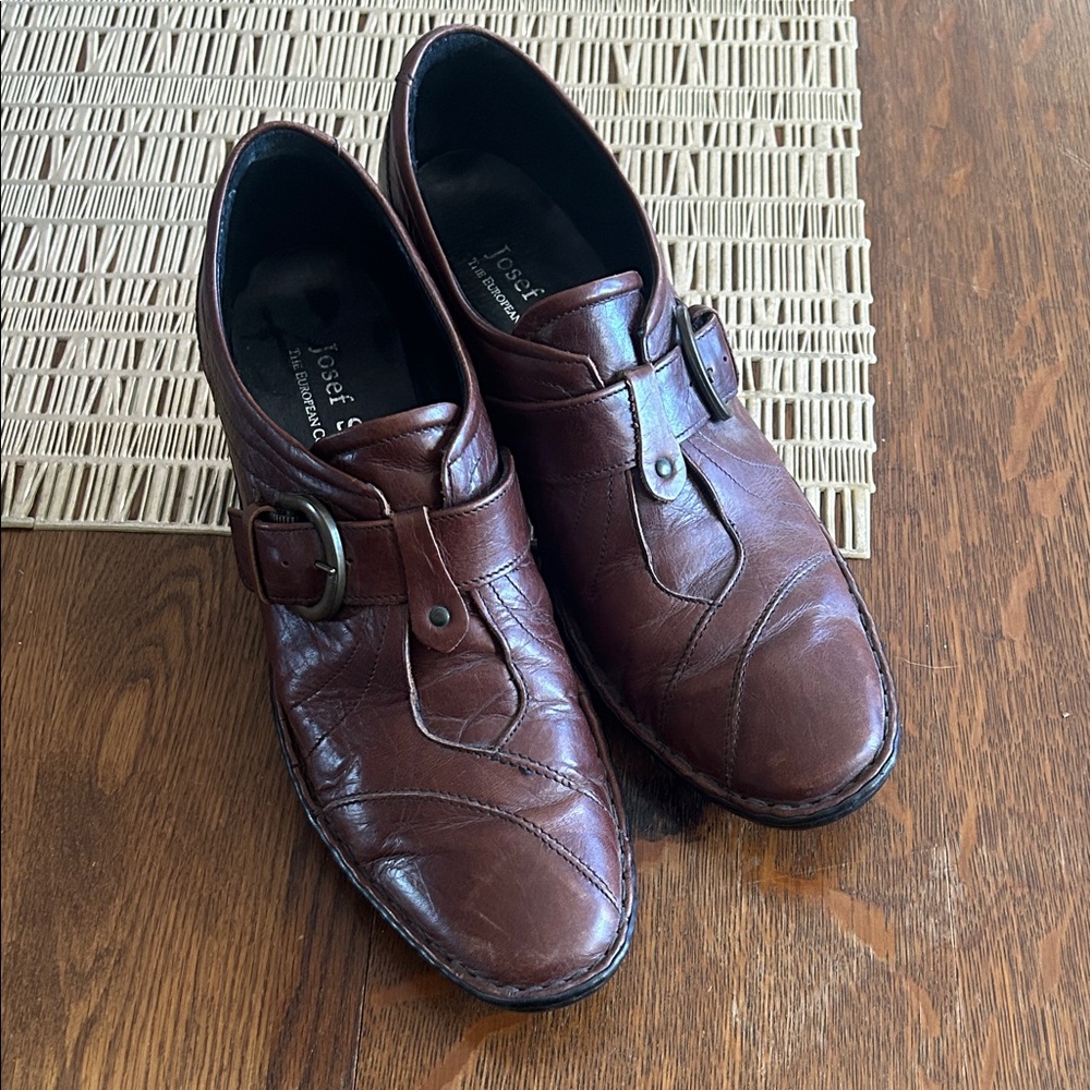 Josef Seibel European Comfort Shoe Euro Size 41 US 10-10 1/2 Brown Leather Heels